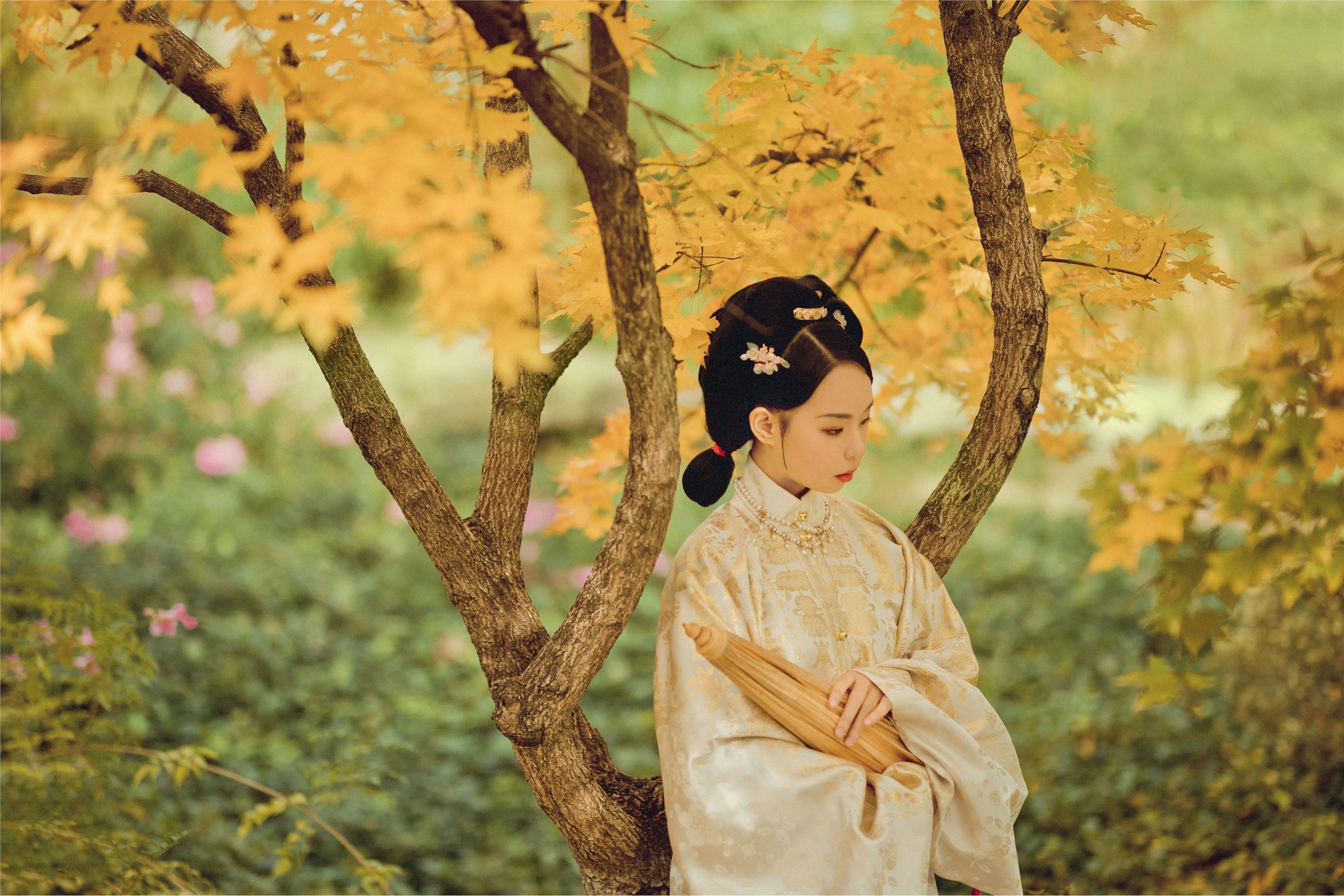 YITUYU艺图语 2021.09.03 寻枫 冯友薇